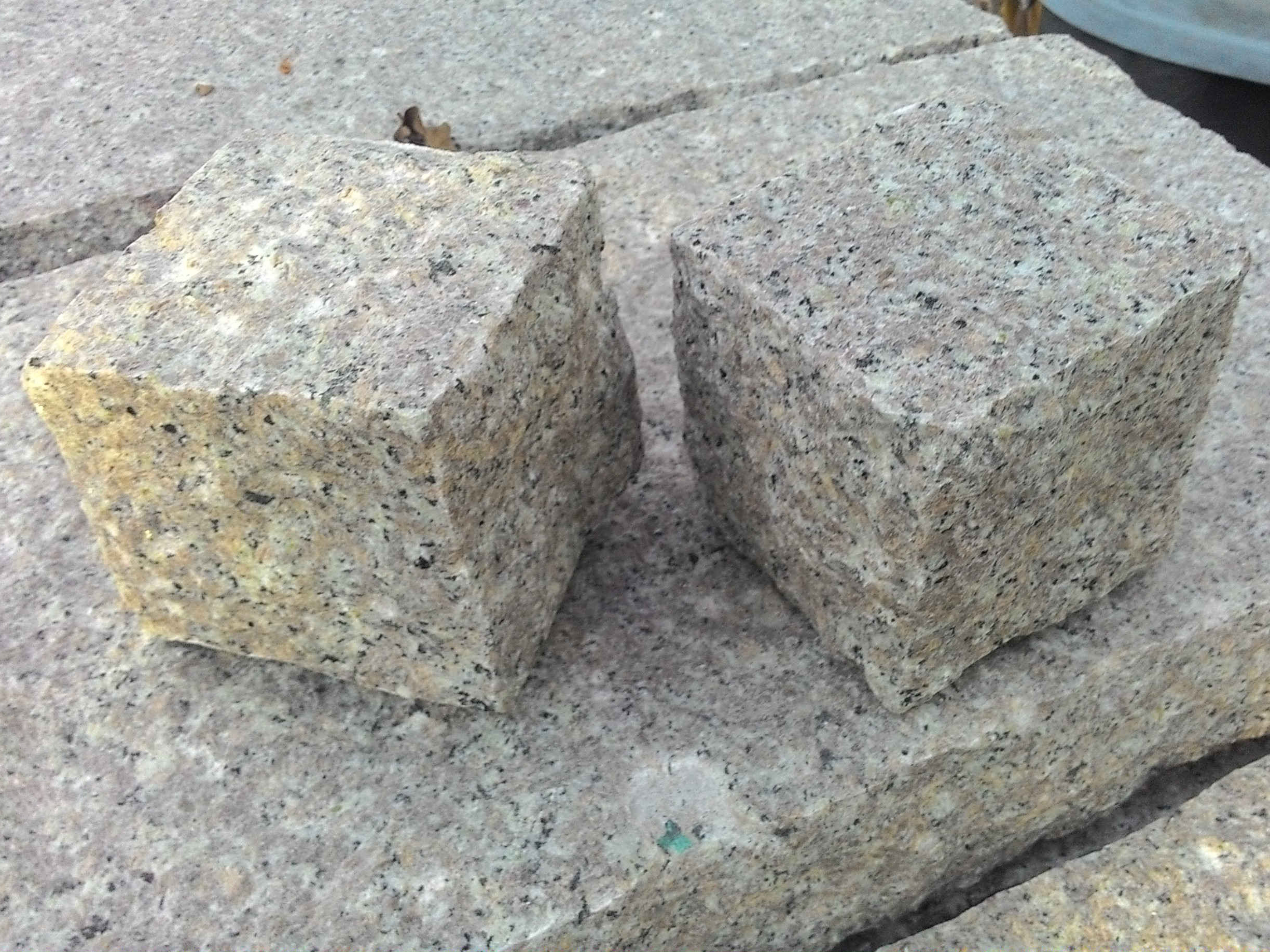 Granite cubes/cobbles